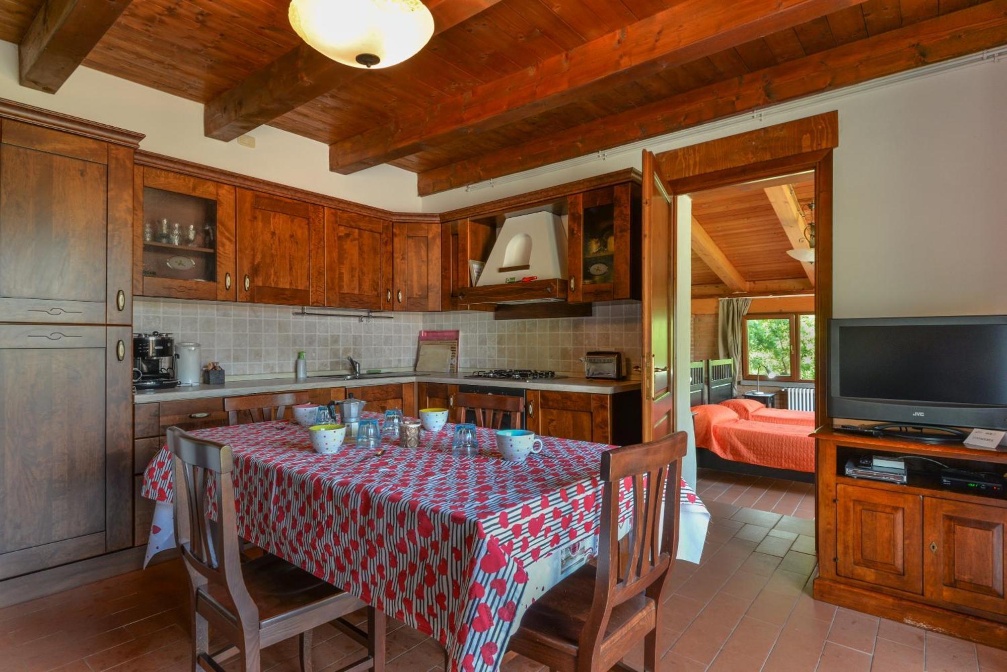 Apartment 3 Pasqua E Primavera Nella Natura - Rustico Privato - Wifi - Parcheggio Gratuito - Nuova Gestione Castel del Piano (Tuscany)